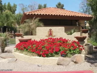 Photo #1: 6244157 Listing 