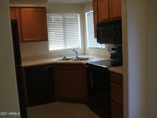 Photo #2: 6244157 Listing 