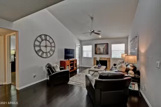 Photo #2: 6244402 Listing
