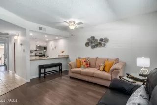 Photo #1: 6244423 Listing