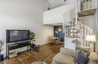 Photo #1: 6244639 Listing