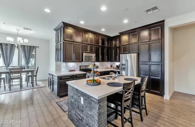 MLS: 6244924 Condo For Sale