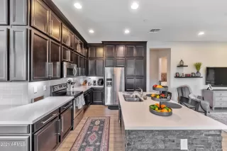 Photo #4: 6244924 Listing