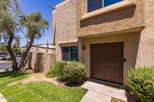 MLS: 6245047 Condo For Sale