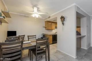 Photo #5: 6245047 Listing