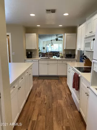 Photo #5: 6245118 Listing 