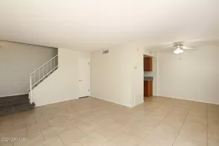 Photo #5: 6245368 Listing
