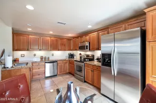 Photo #6: 6245474 Listing