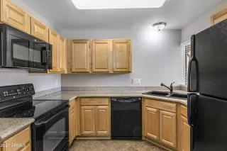 Photo #3: 6245511 Listing