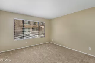 Photo #4: 6245511 Listing