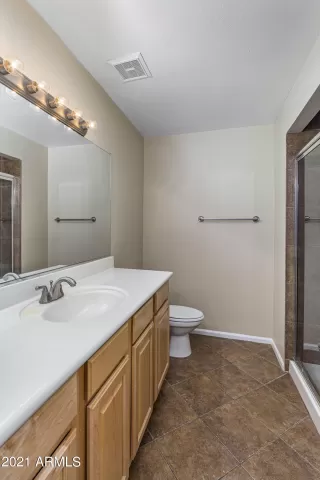 Photo #6: 6245511 Listing