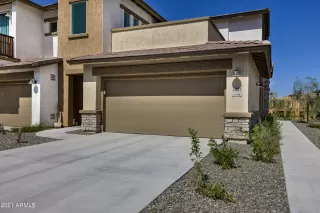 Photo #2: 6245634 Listing