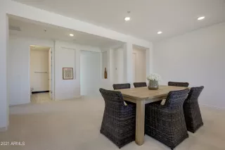 Photo #5: 6245634 Listing