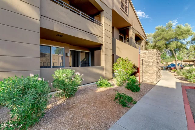 MLS: 6245865 Condo For Sale