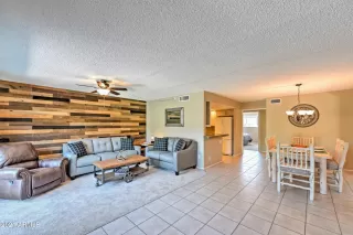 Photo #3: 6245948 Listing