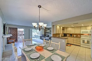 Photo #4: 6245948 Listing