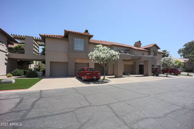 MLS: 6246049 Condo For Sale