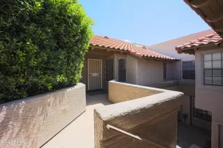 Photo #3: 6246049 Listing