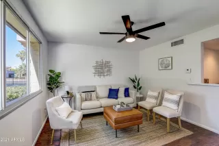 Photo #2: 6246077 Listing 
