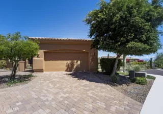 Photo #2: 6246169 Listing