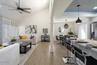 Photo #2: 6246182 Listing 