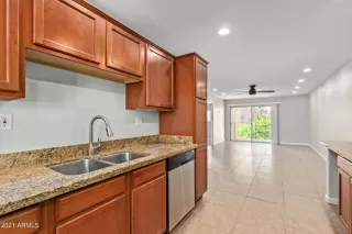 Photo #4: 6246561 Listing