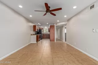 Photo #6: 6246561 Listing