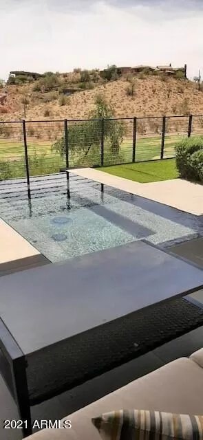 Photo #2: 6247052 Listing