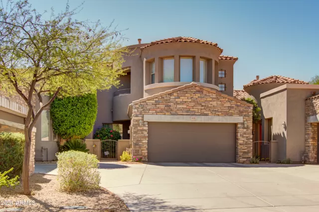 MLS: 6247138 Condo For Sale