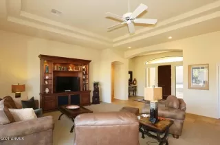 Photo #2: 6247180 Listing