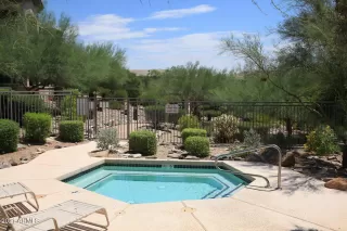 Photo #5: 6247372 Listing