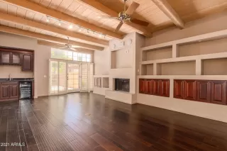 Photo #5: 6247394 Listing