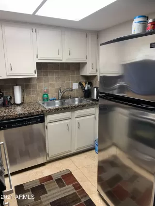 Photo #5: 6247453 Listing
