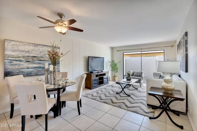 MLS: 6247585 Condo For Sale