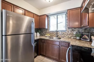 Photo #3: 6247585 Listing 