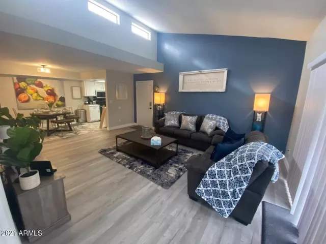 MLS: 6247931 Condo For Sale