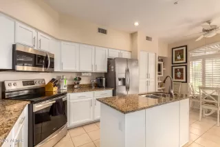 Photo #6: 6248137 Listing 