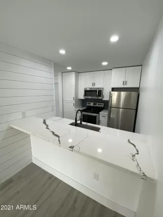Photo #2: 6248246 Listing