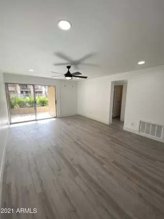 Photo #3: 6248246 Listing