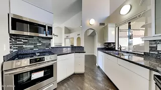 Photo #4: 6248352 Listing