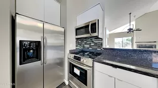 Photo #5: 6248352 Listing