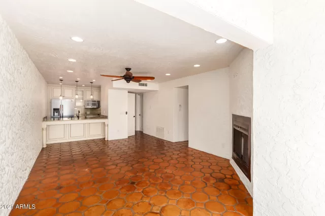 MLS: 6248544 Condo For Sale
