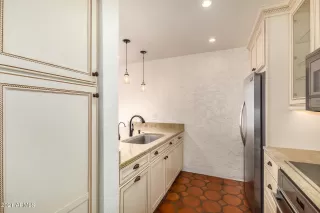 Photo #6: 6248544 Listing