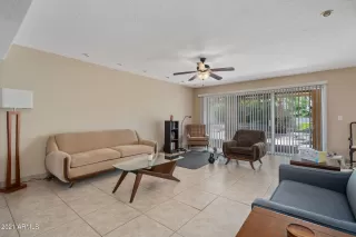 Photo #2: 6248603 Listing