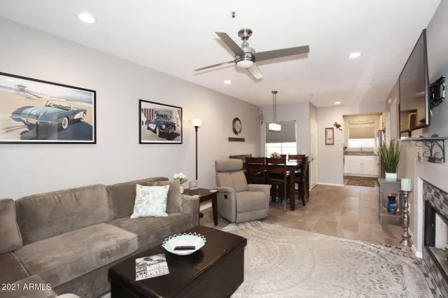 MLS: 6248853 Condo For Sale