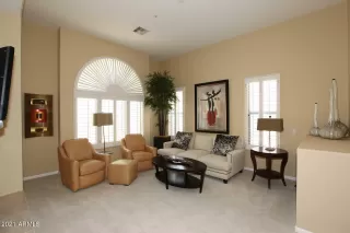Photo #3: 6249222 Listing