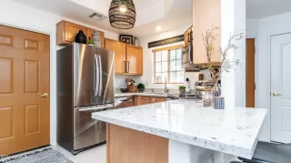 Photo #3: 6249226 Listing