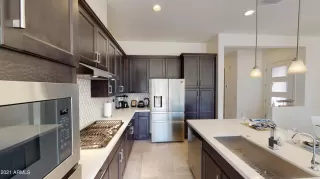 Photo #4: 6249300 Listing