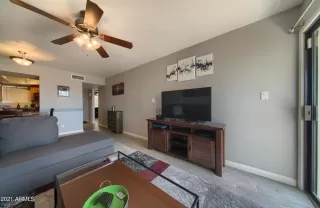 Photo #2: 6249433 Listing