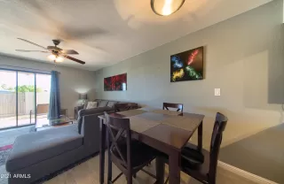 Photo #4: 6249433 Listing